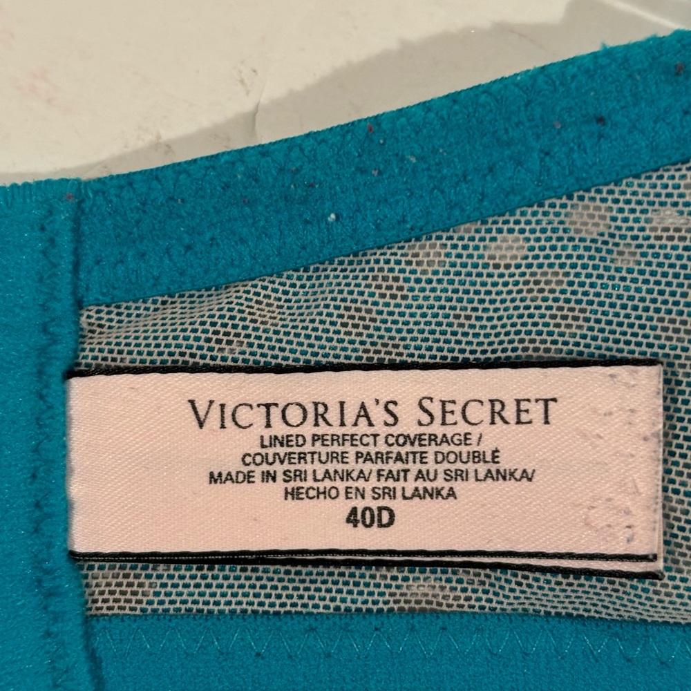 Victoria's Secret Teal Lace Push-Up Bra - Picture 8 of 10